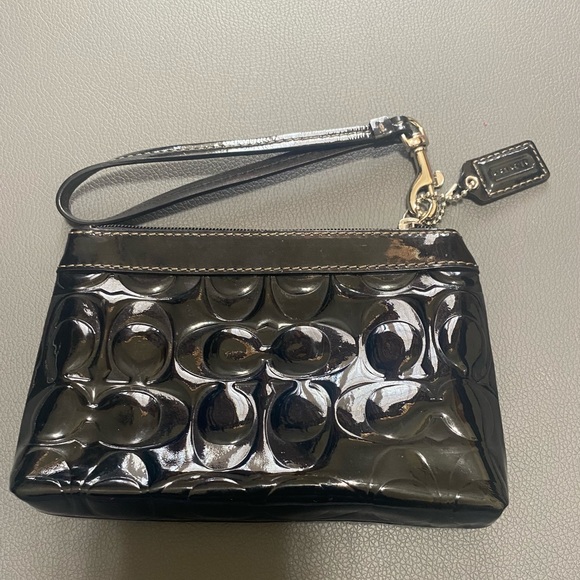 Coach Embossed Patent Leather Signature Wristlet - Picture 2 of 3